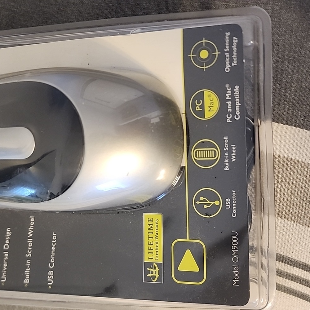 USB Optical Mouse - Picture 4 of 4